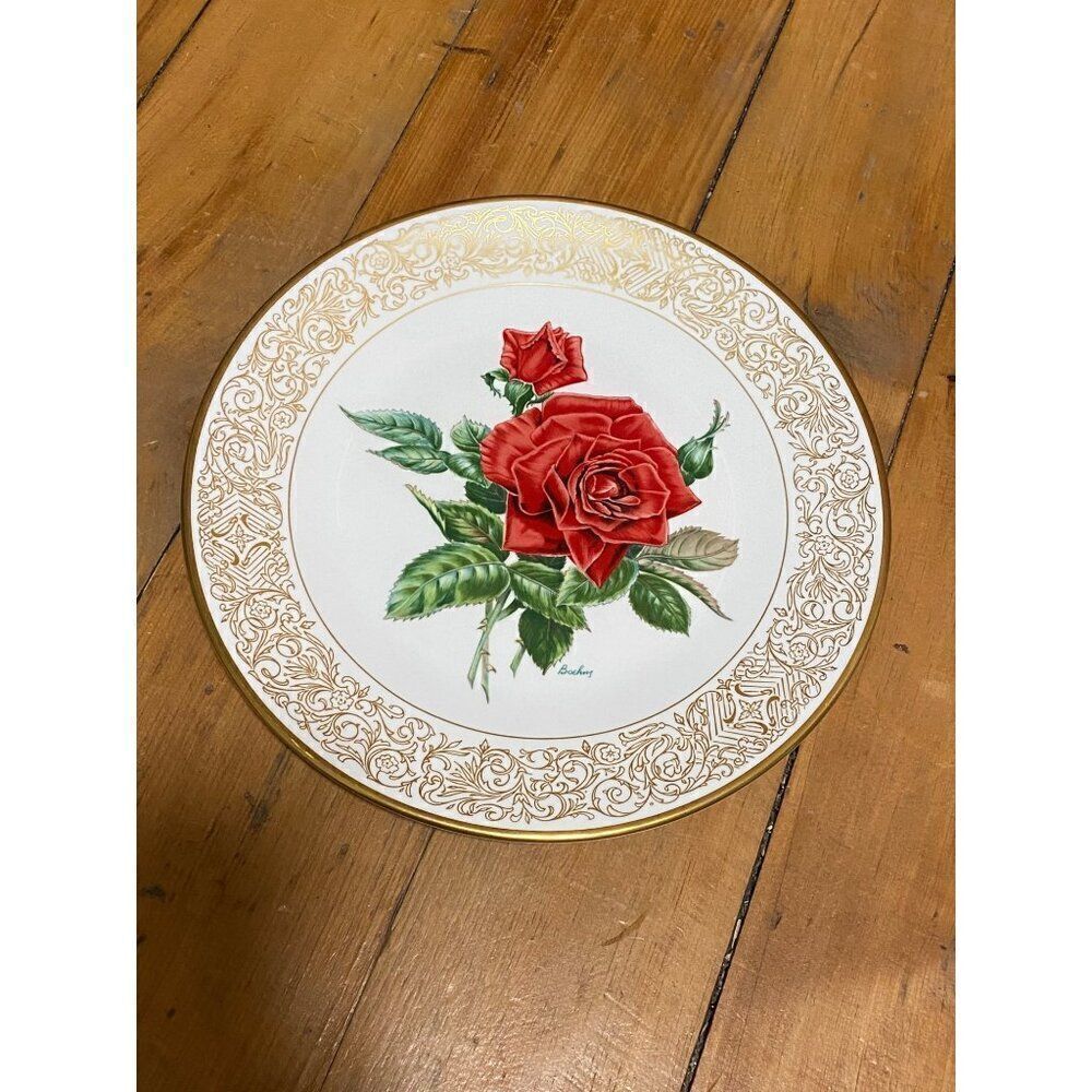 The Edward Marshall Boehm Roses of Excellence Collection Mister Lincoln Rose Pla